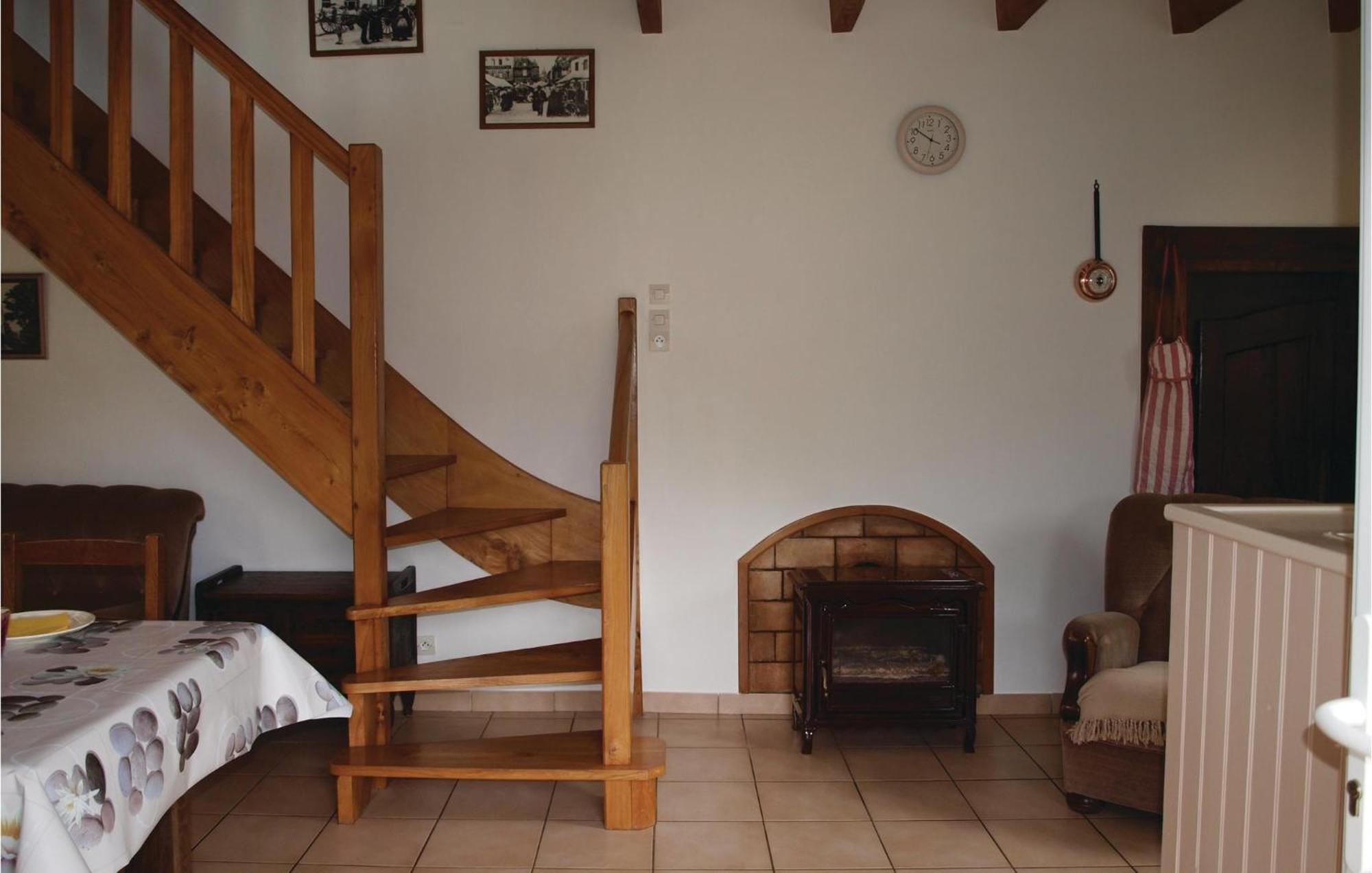 3 Bedroom Awesome Home In Lezardrieux Luaran gambar